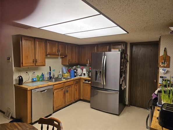 2605  Royal Oaks Drive , Plano Texas 75074