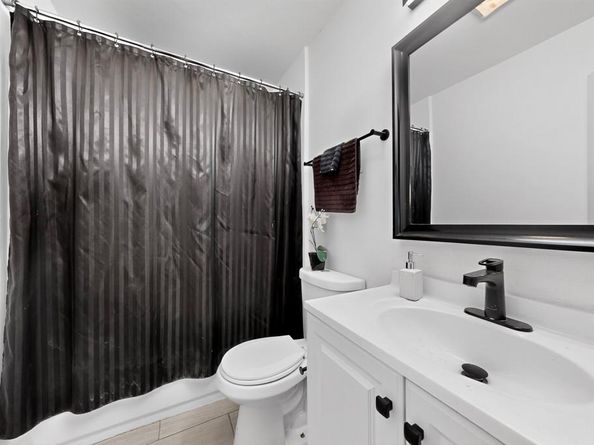 1828  Riverway Drive , Dallas Texas 75217