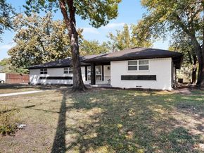 1828  Riverway Drive , Dallas Texas 75217