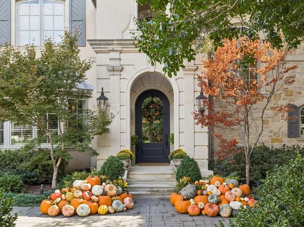 10342  Woodford Drive , Dallas Texas 75229
