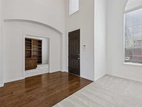 11295  Apple Valley Drive , Frisco Texas 75033