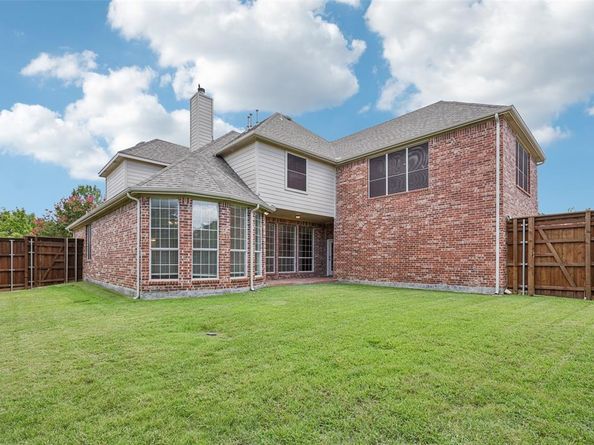 11295  Apple Valley Drive , Frisco Texas 75033