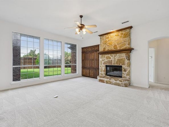 11295  Apple Valley Drive , Frisco Texas 75033