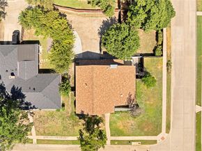 1441  Lincoln Drive , Carrollton Texas 75006