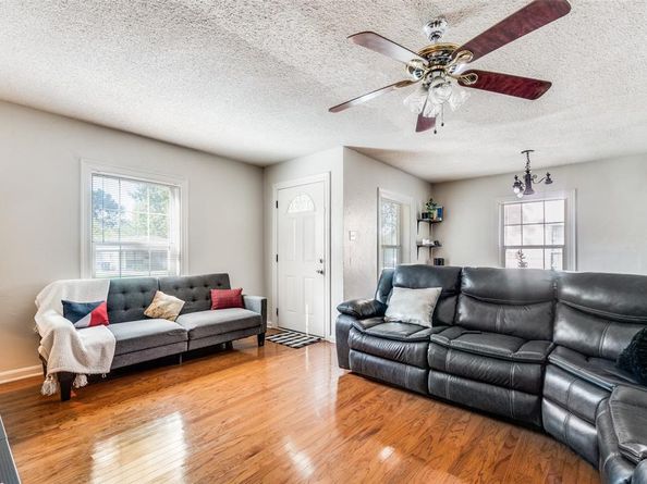 3241  Merida Avenue , Fort Worth Texas 76109