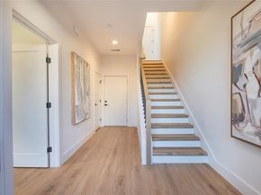 2203  Hondo Avenue  106, Dallas Texas 75219