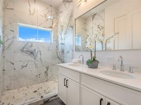 2203  Hondo Avenue  106, Dallas Texas 75219