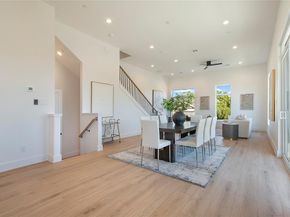 2203  Hondo Avenue  106, Dallas Texas 75219