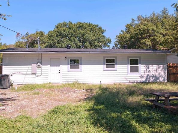 2236  Winthrop Drive , Dallas Texas 75228