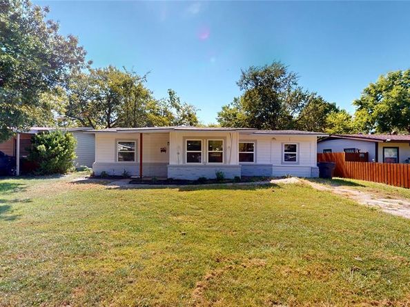 2236  Winthrop Drive , Dallas Texas 75228