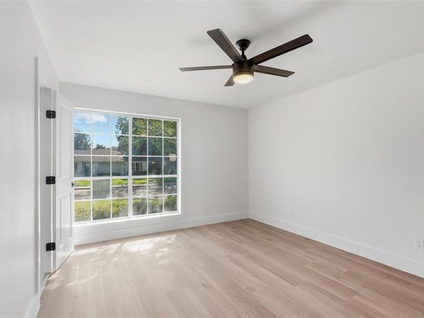 5209  Elkridge Drive , Dallas Texas 75227