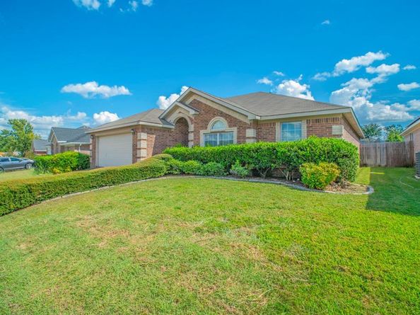 1634  Powder Horn Lane , Arlington Texas 76018