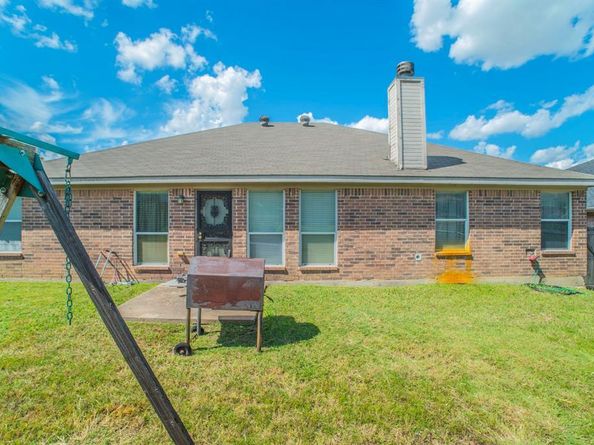 1634  Powder Horn Lane , Arlington Texas 76018