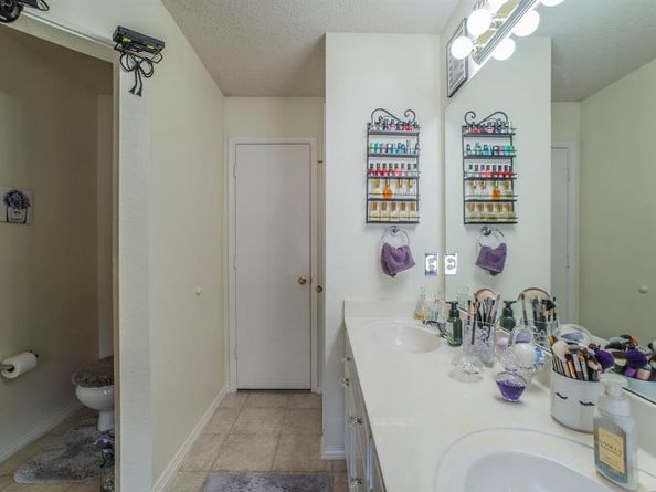 1634  Powder Horn Lane , Arlington Texas 76018
