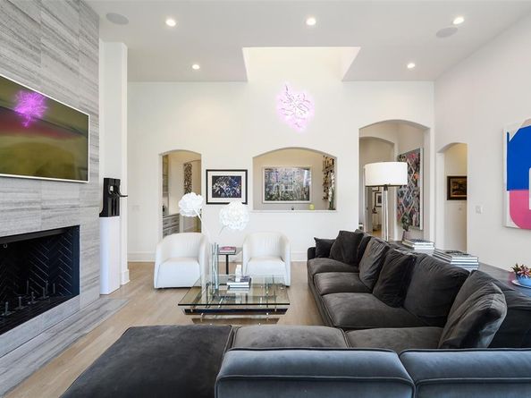 4254  Ridge Road , Dallas Texas 75229