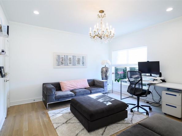 4254  Ridge Road , Dallas Texas 75229