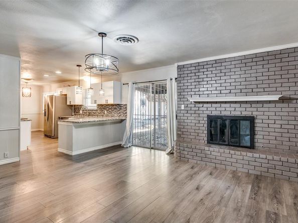 6701  Gary Lane , Fort Worth Texas 76112