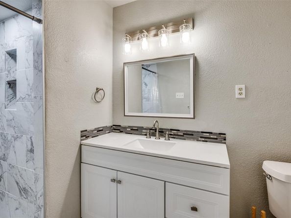 6701  Gary Lane , Fort Worth Texas 76112