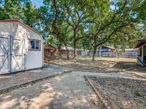 6701  Gary Lane , Fort Worth Texas 76112