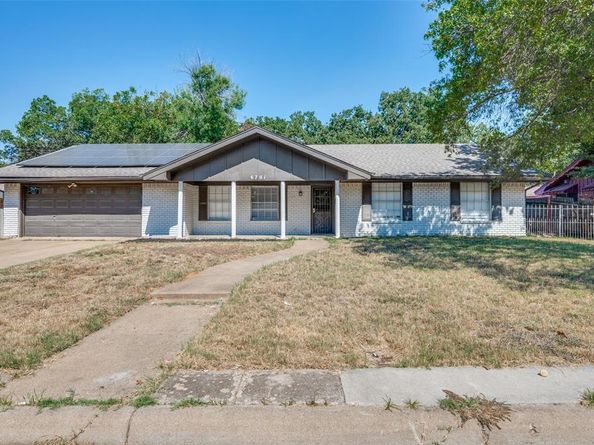 6701  Gary Lane , Fort Worth Texas 76112