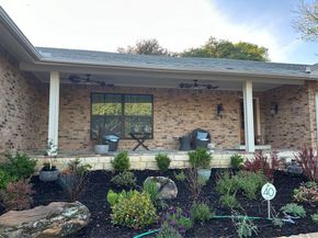 1009  Rochelle Boulevard , Irving Texas 75062