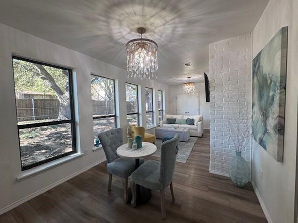 1009  Rochelle Boulevard , Irving Texas 75062