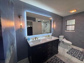 1009  Rochelle Boulevard , Irving Texas 75062