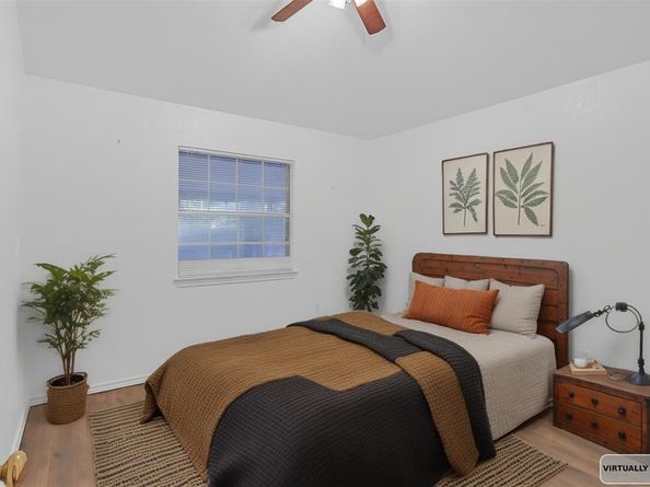 1108  Pine Ridge Drive , Azle Texas 76020