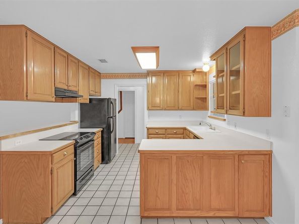 1108  Pine Ridge Drive , Azle Texas 76020