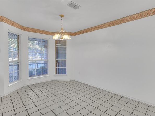1108  Pine Ridge Drive , Azle Texas 76020
