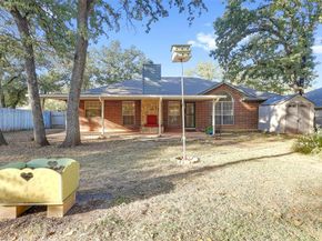 1108  Pine Ridge Drive , Azle Texas 76020