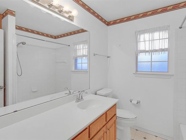 1108  Pine Ridge Drive , Azle Texas 76020