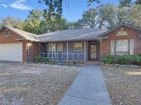 1108  Pine Ridge Drive , Azle Texas 76020