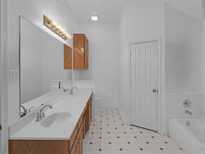 1108  Pine Ridge Drive , Azle Texas 76020