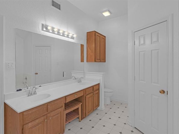 1108  Pine Ridge Drive , Azle Texas 76020