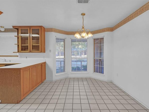 1108  Pine Ridge Drive , Azle Texas 76020