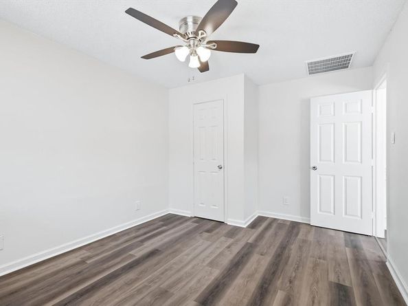 5025  Cedar Hill Road , Fort Worth Texas 76116