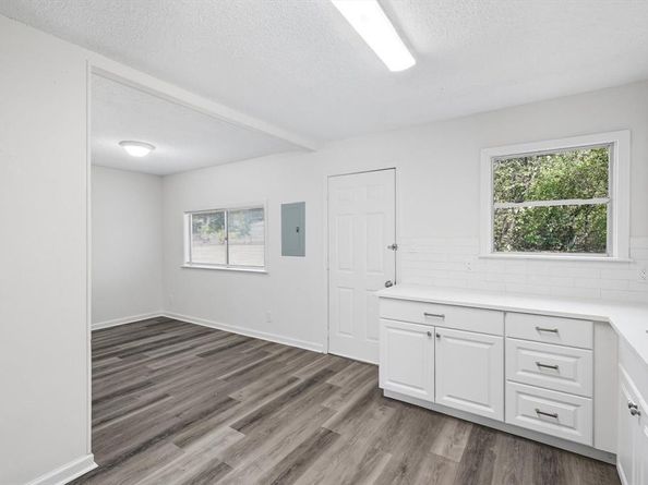 5025  Cedar Hill Road , Fort Worth Texas 76116
