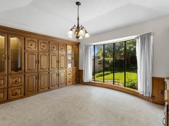 2813 S Country Club Road , Garland Texas 75043