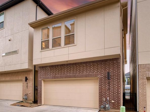 8270  Nunley Lane , Dallas Texas 75231