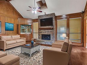 1119  Tahlequah Trail , Carrollton Texas 75007