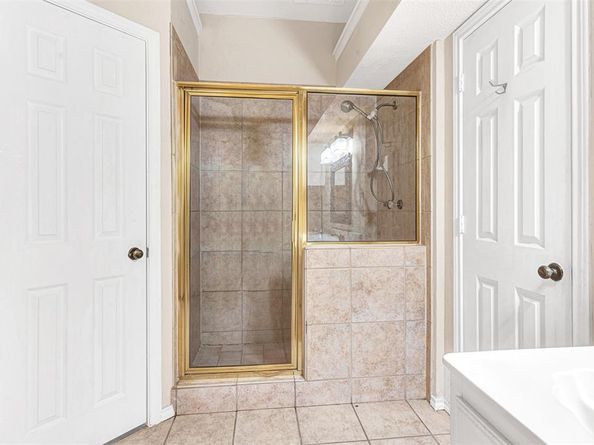 1119  Tahlequah Trail , Carrollton Texas 75007