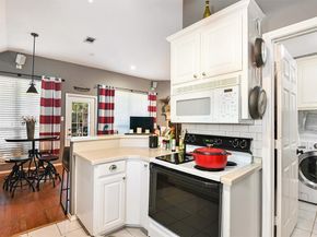 5924  Canberra Lane , Arlington Texas 76017