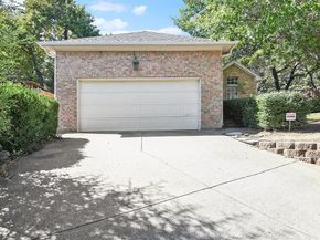 5924  Canberra Lane , Arlington Texas 76017