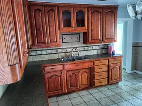 3213  8th Avenue , Fort Worth Texas 76110