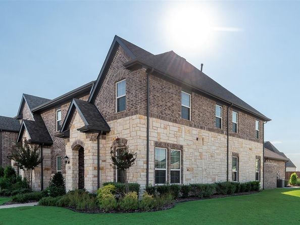 4501  English Maple Drive , Arlington Texas 76005