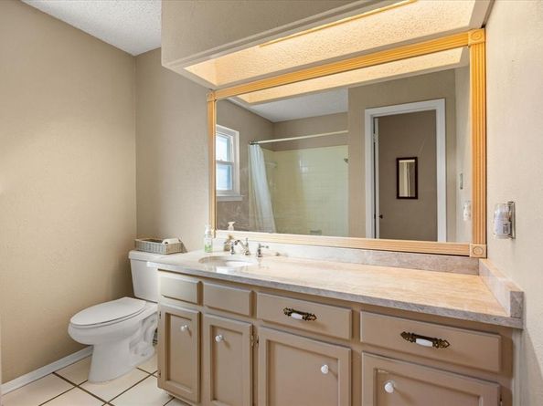 217  Gatewood Circle E, Burleson Texas 76028