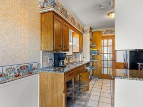 217  Gatewood Circle E, Burleson Texas 76028