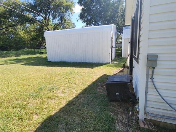 722  22nd Street , Grand Prairie Texas 75050