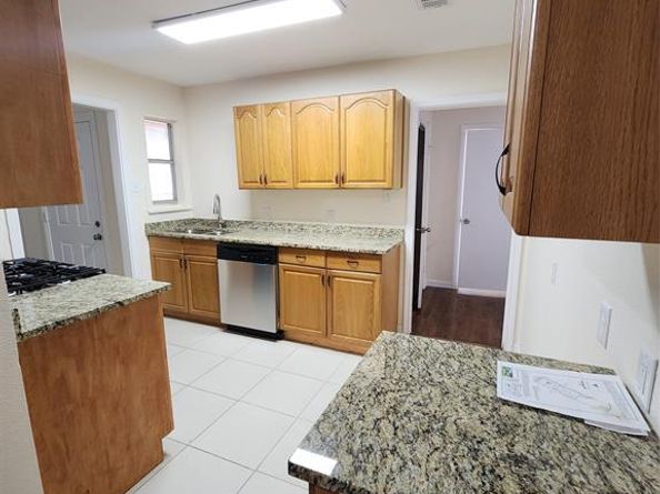 722  22nd Street , Grand Prairie Texas 75050